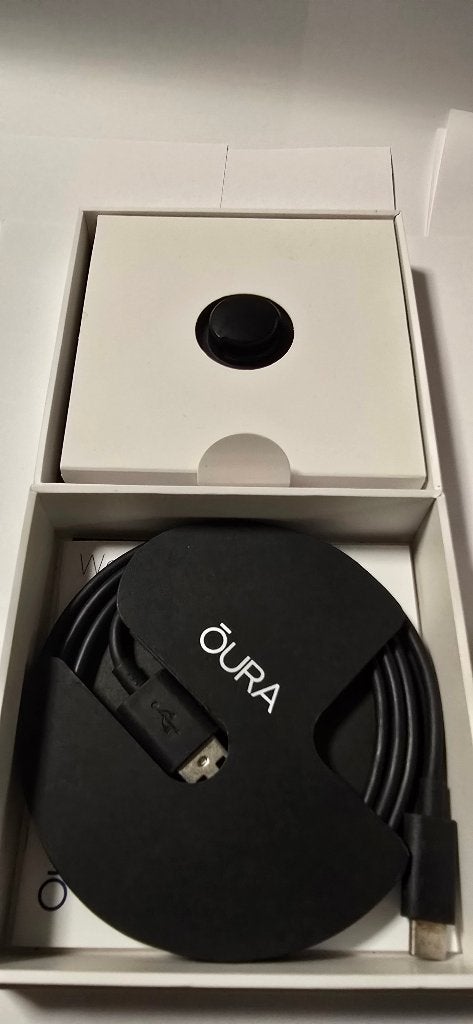 Oura Charger Gen 3, Size 13 with box (NO RING), Kunststof, Zwart, Ophalen of Verzenden, Dame of Heer