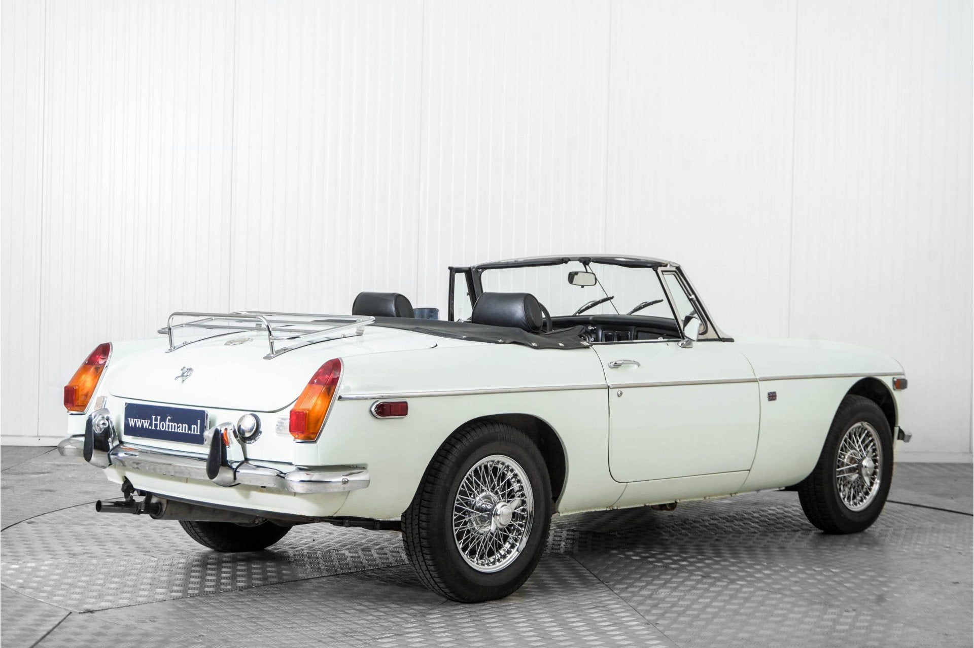 MG B 1.8 Roadster overdrive (bj 1975), Auto's, MG, B, Achterwielaandrijving, Gebruikt, 4 cilinders