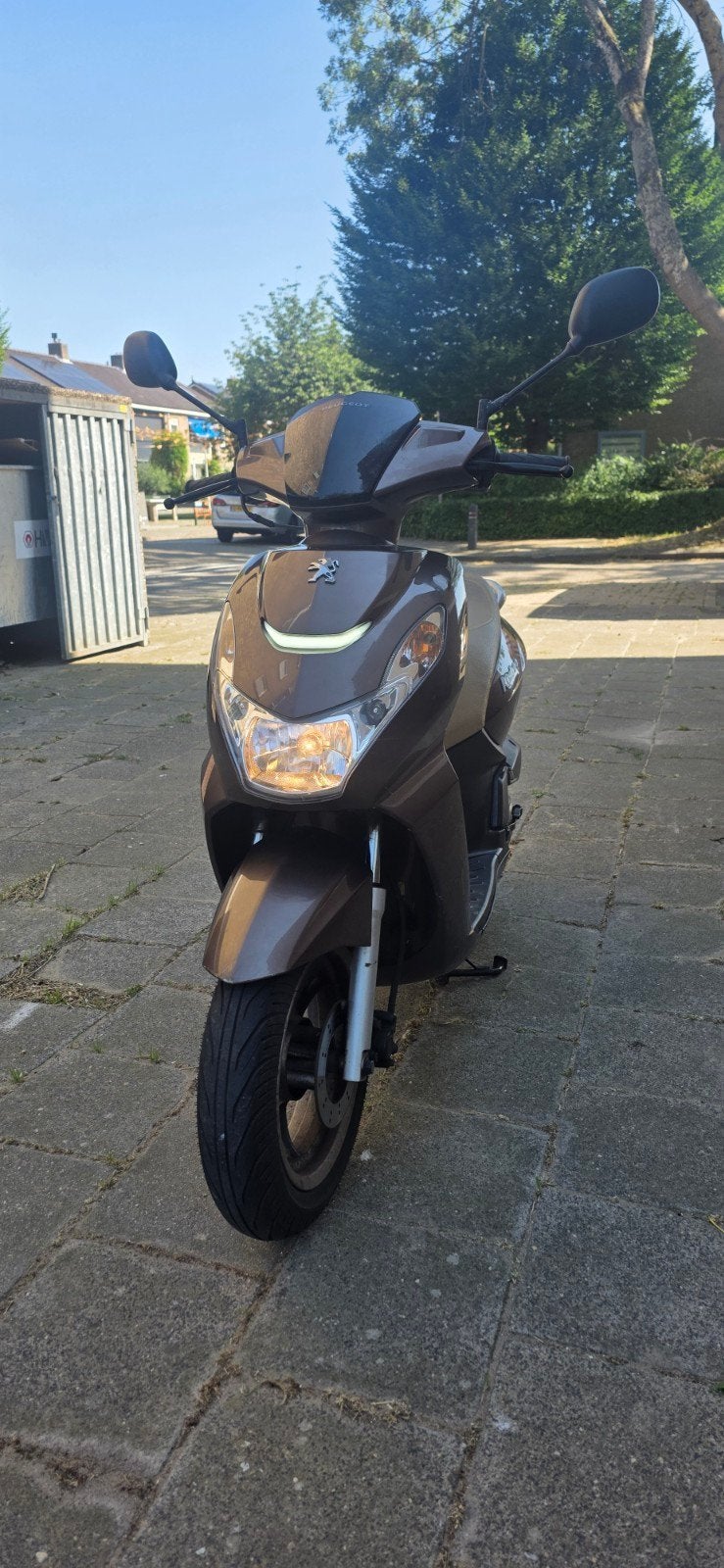 Peugeot Kisbee 2018 - 50cc Injectie, 5793 km, Fietsen en Brommers, Brommers | Peugeot, Ophalen