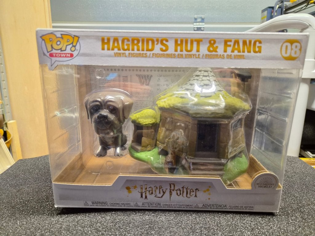 Funko Pop! Town: Hagrid's Hut & Fang - Harry Potter, Ophalen of Verzenden, Zo goed als nieuw, Beeldje of Buste