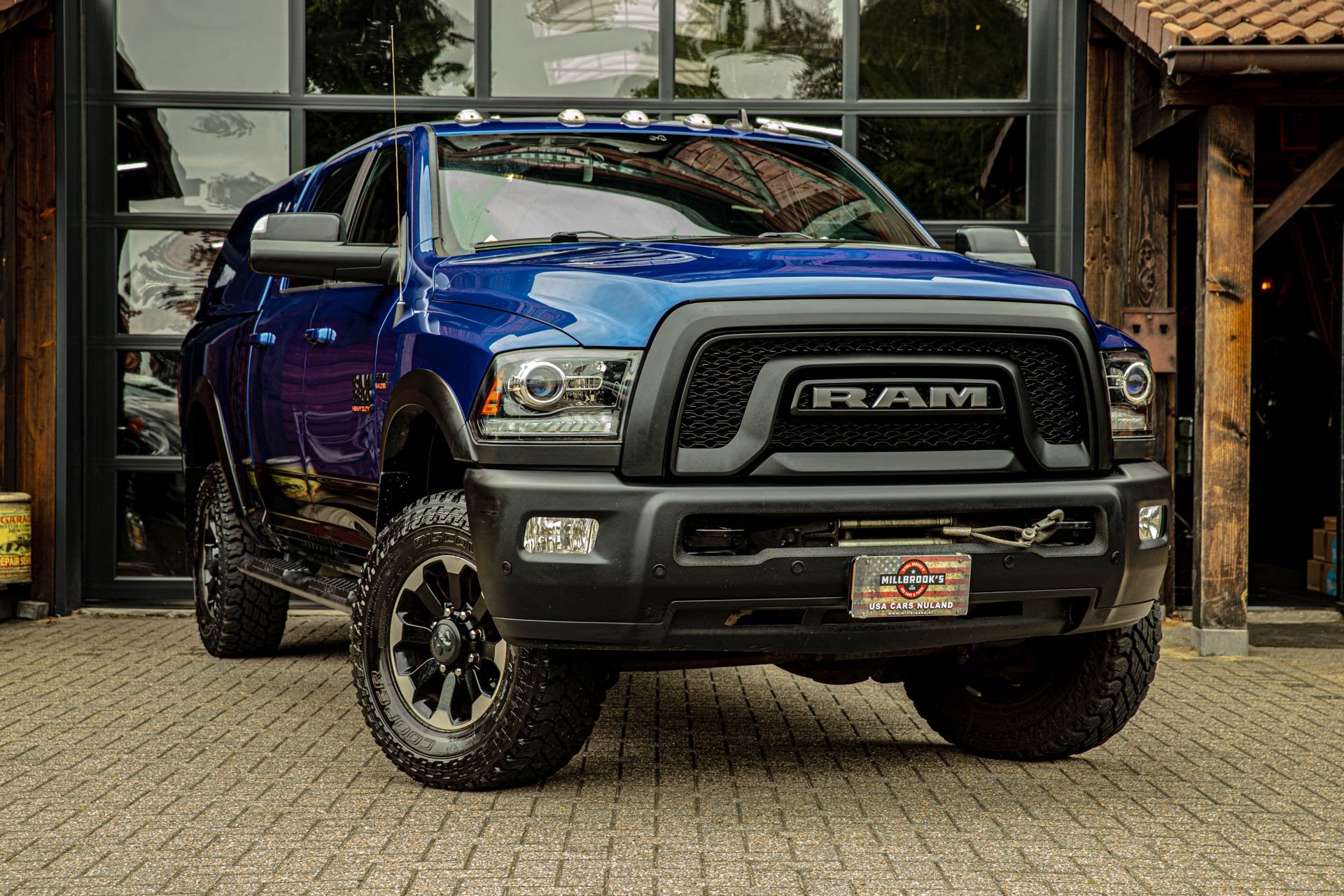 Dodge Dodge RAM Power Wagon 6.4 v8 2500 (bj 2018), Auto's, Bestelauto's, Gebruikt, Parkeersensor, Vierwielaandrijving, LPG