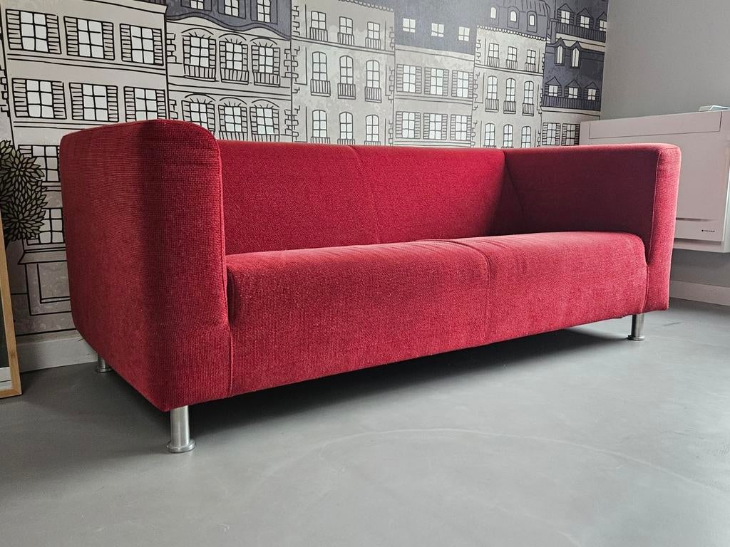 Rode bank, Huis en Inrichting, Banken | Bankstellen, Ophalen, Gebruikt, 150 tot 200 cm, Driepersoons