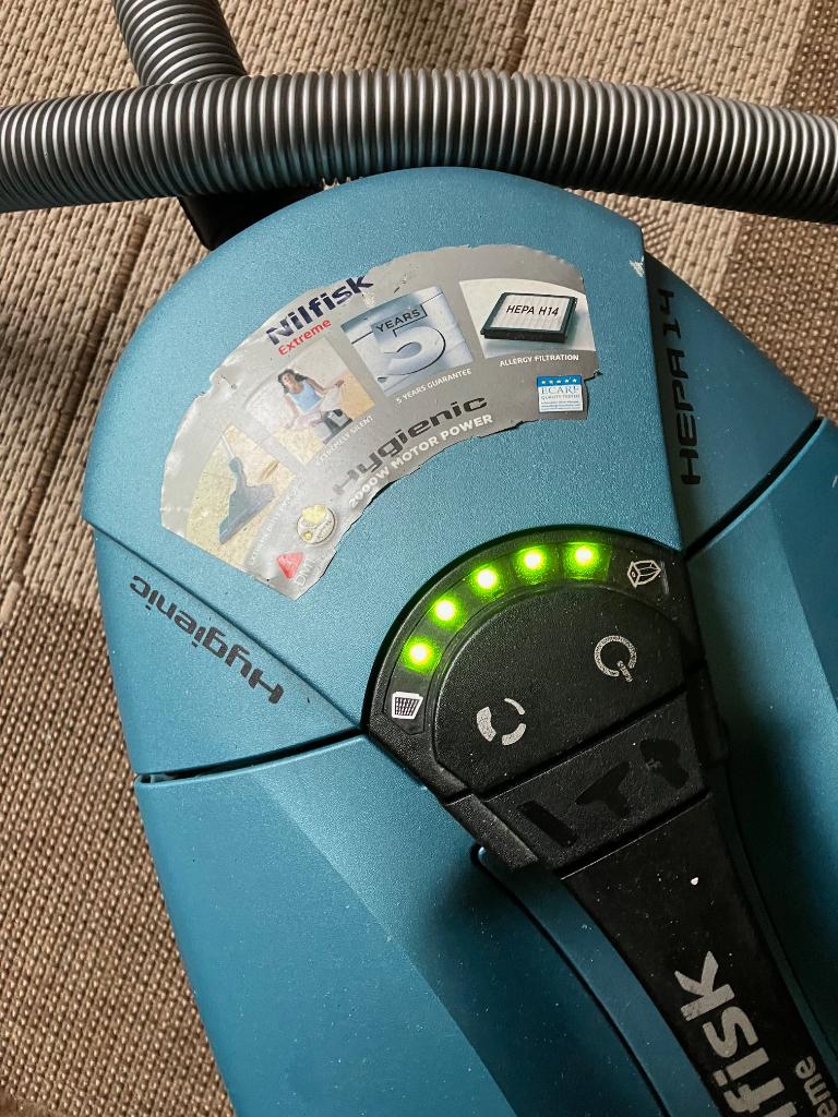 Nilfisk X200 (Geen Miele) Krachtige Stofzuiger., Overige merken, Gebruikt, 1600 tot 2000 watt, Vloerreiniger