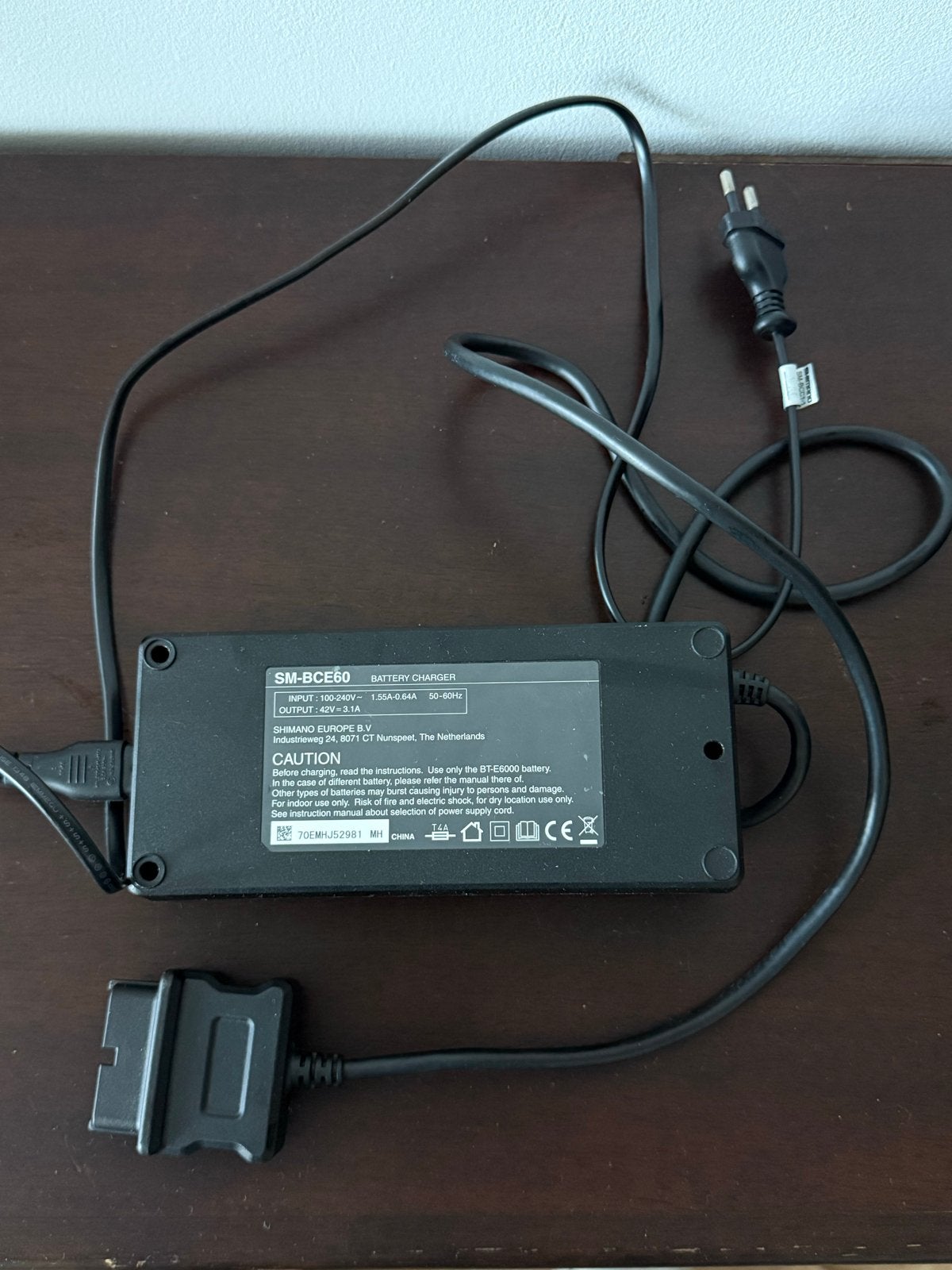 Shimano SM-BCE60 Batterijlader voor E-bike, Ophalen of Verzenden, Gebruikt