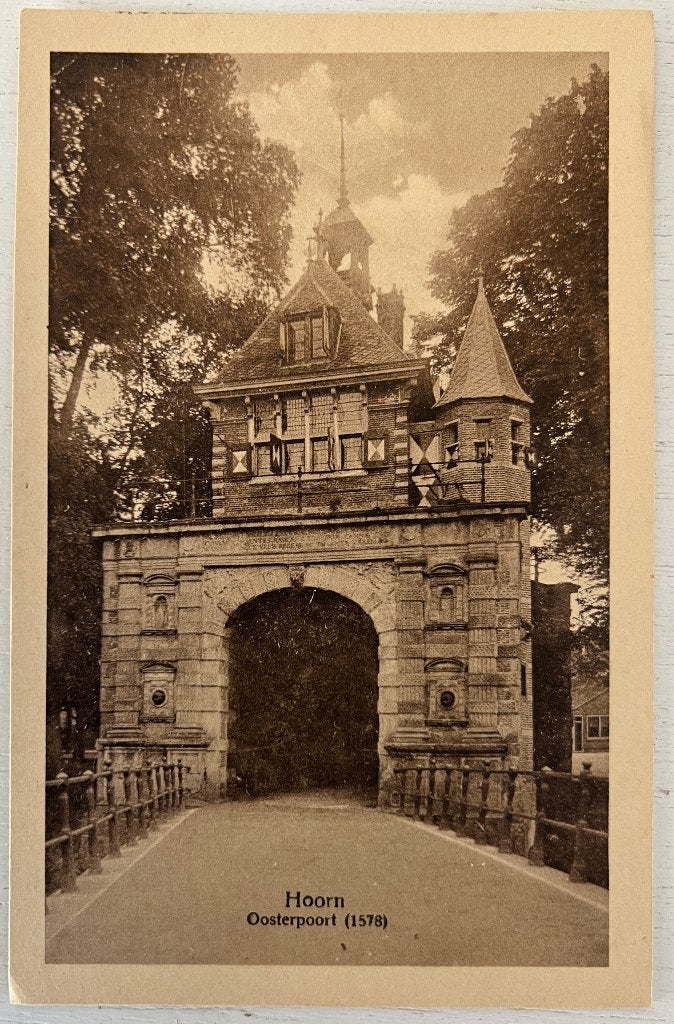 Oude Ansichtkaart  - Hoorn - Oosterpoort (1578), Ophalen of Verzenden, Voor 1920, Ongelopen, Noord-Holland