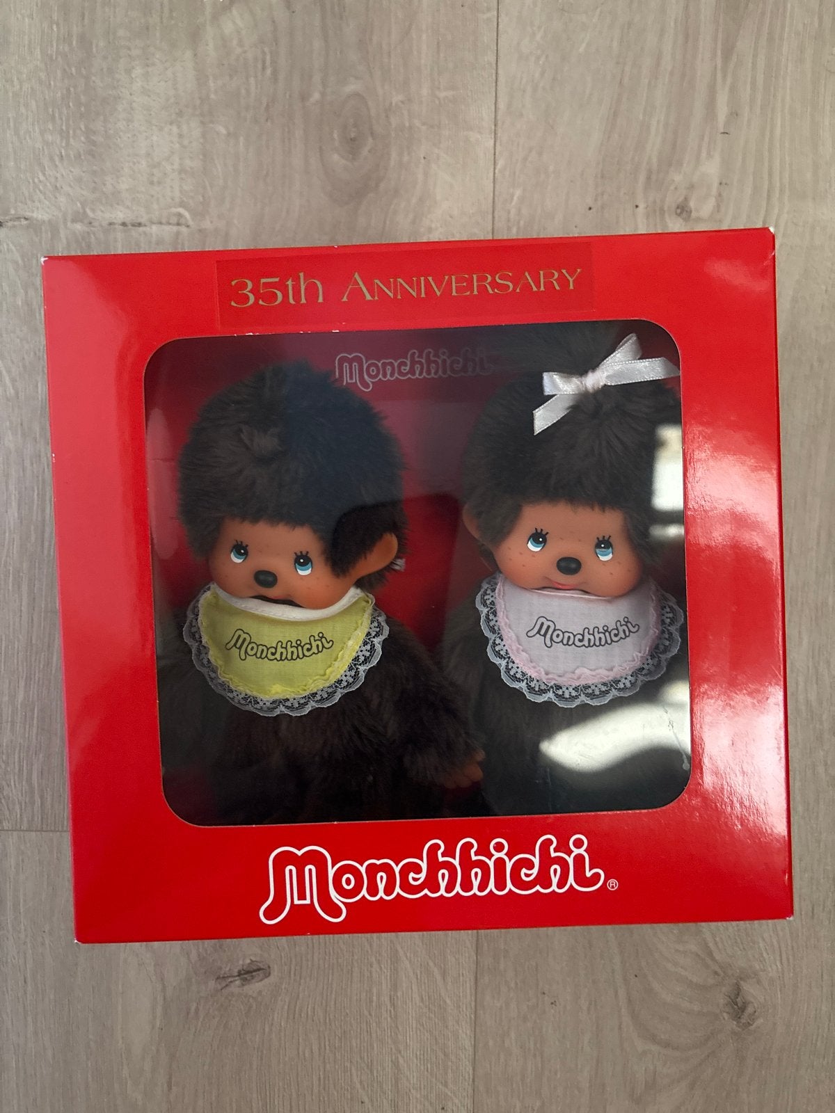 Monchhichi 35th Anniversary Set - Nieuw in doos, Ophalen of Verzenden, Nieuw, Overige typen
