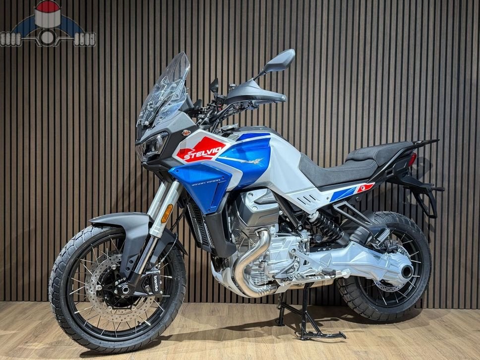 Moto Guzzi Stelvio Duecento Tributo 2026, Motoren, 2 cilinders, Motorrijbewijs A, Bedrijf, Onbekend