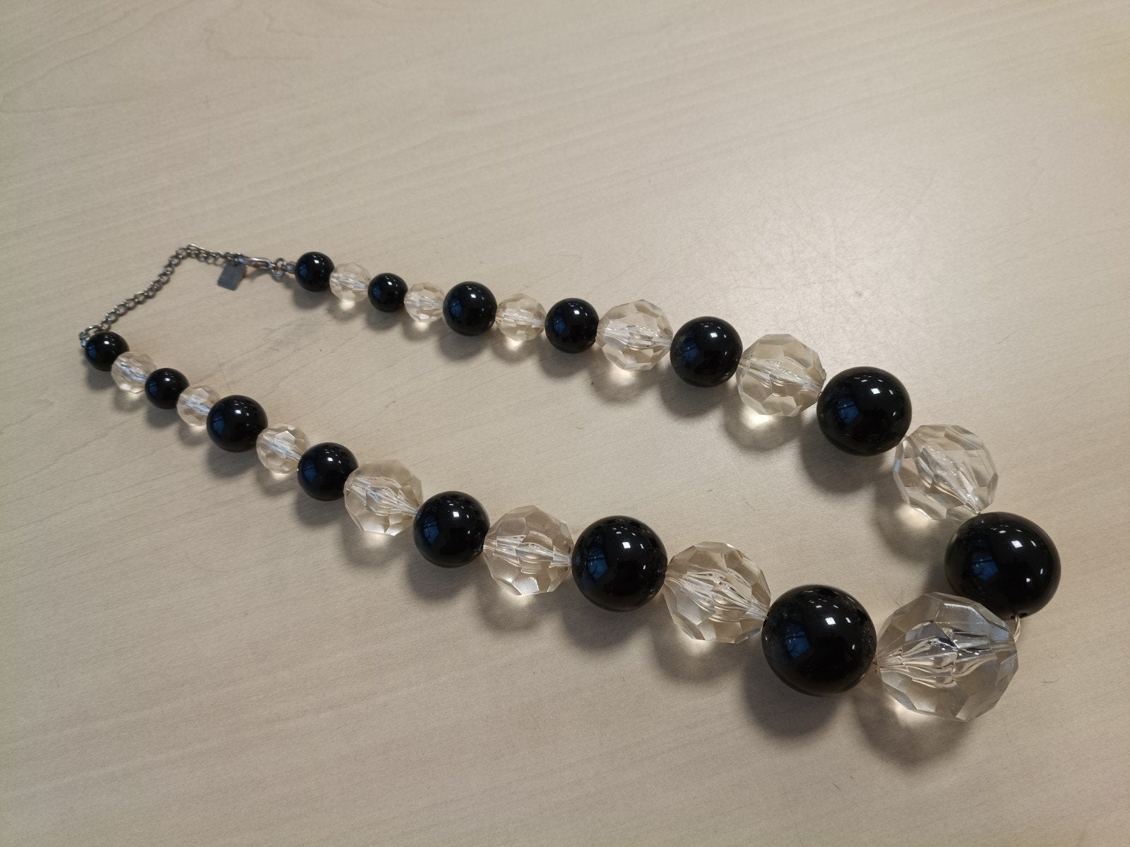 Vintage Statement ketting met gefacetteerde kralen., Ophalen of Verzenden, Zo goed als nieuw, Zwart, Overige materialen