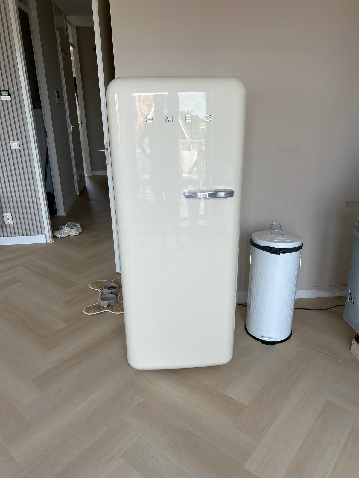 Smeg Koelkast - Crème - Retro Stijl, Witgoed en Apparatuur, Koelkasten en IJskasten, 150 tot 200 liter, Zonder vriesvak, 60 cm of meer