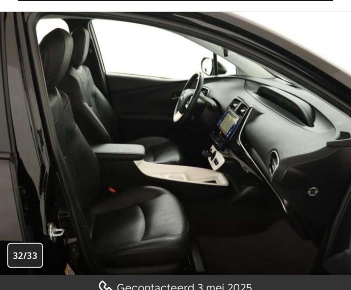 Toyota Prius 1.8 Full Hybrid 122PK Aut 2016 Zwart, Auto's, Toyota, 725 kg, 1350 kg, Zwart, Bedrijf