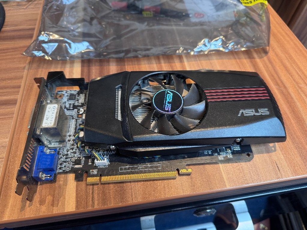 Asus grafische kaart GTX650, Computers en Software, Ophalen of Verzenden, Gebruikt, GDDR5, HDMI
