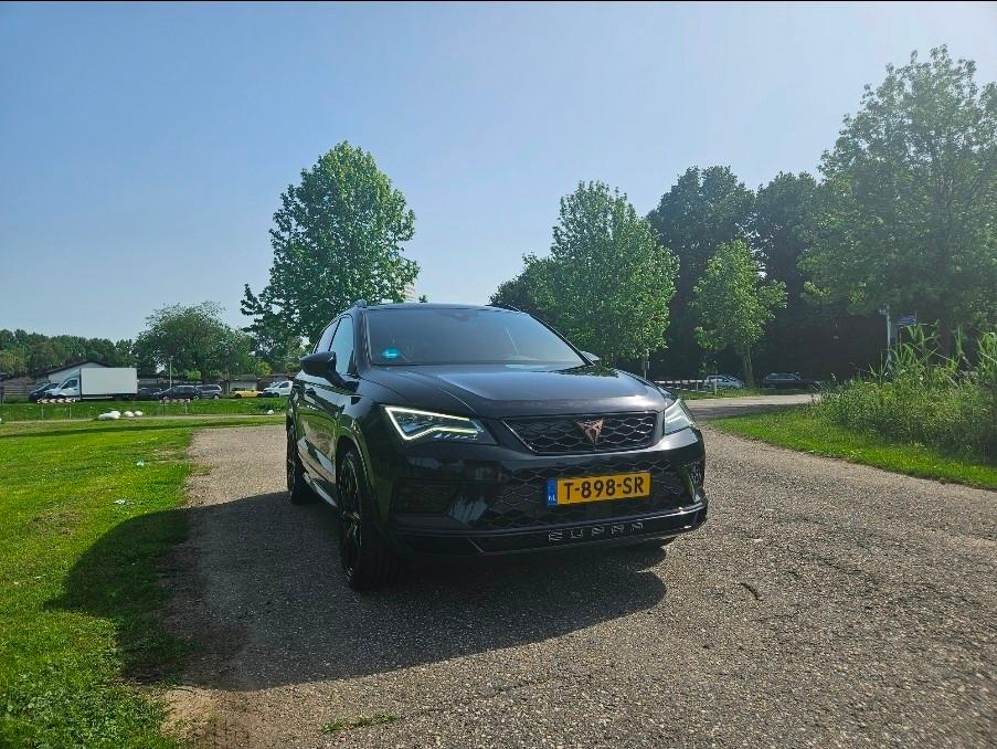 CUPRA ATECA 2.0 4DRIVE /BREMBO/KUIPSTL/360/PAN/BEAT/TRK, Auto's, Automaat, Zwart, 4 cilinders, Zwart