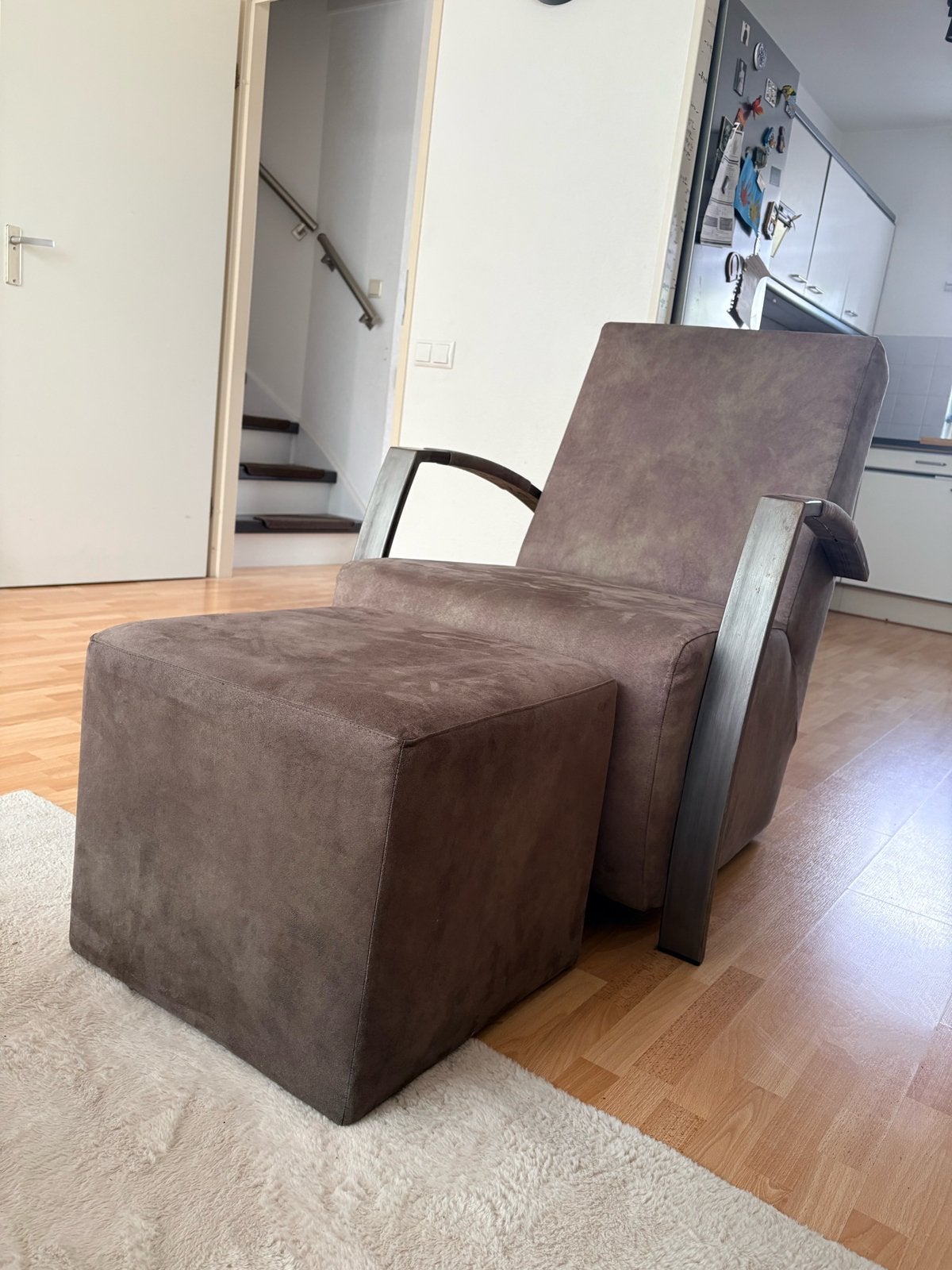 Comfortabele fauteuil met voetenbank - Gazelle Vintage Grijs, Huis en Inrichting, Fauteuils, Ophalen, Gebruikt, 75 tot 100 cm