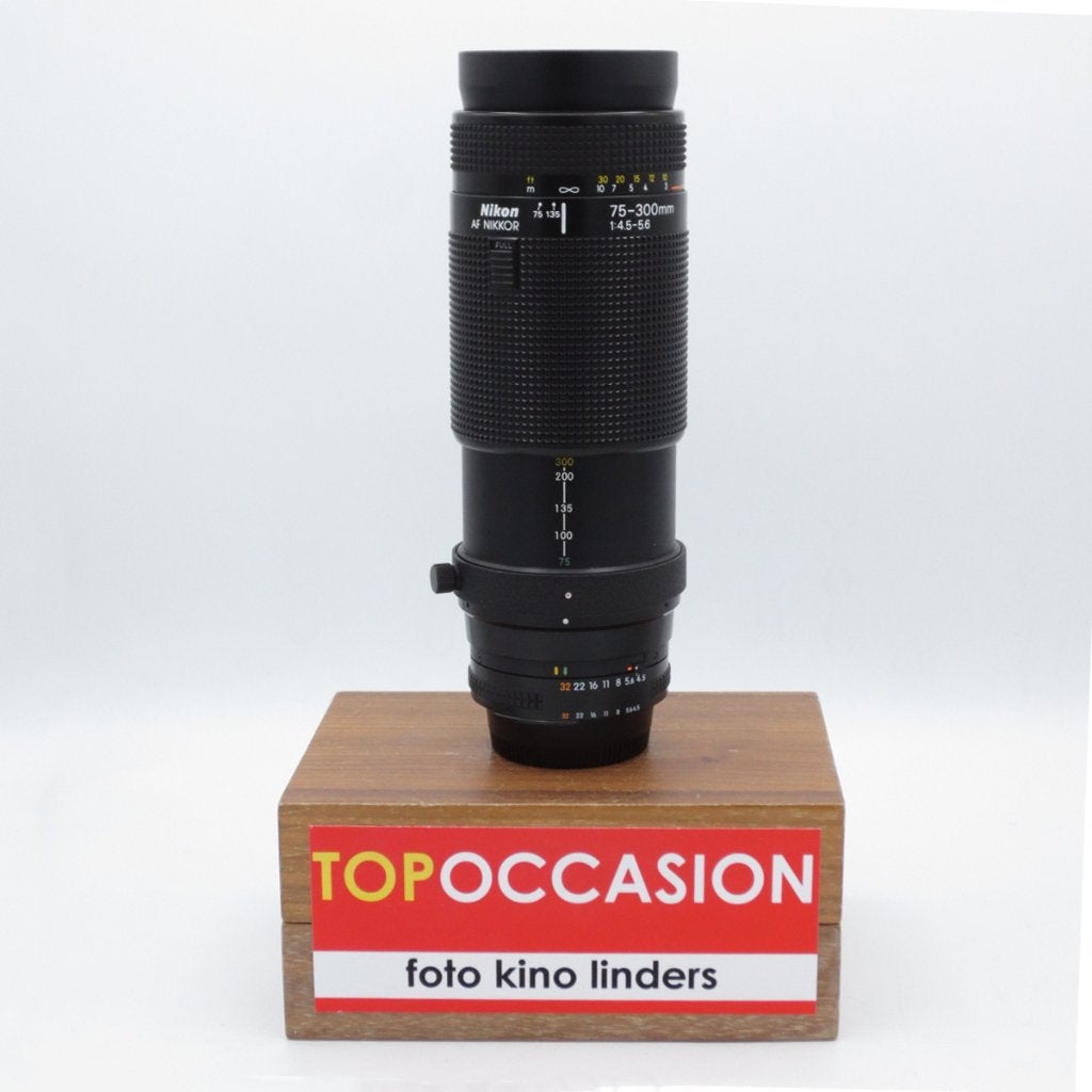 OCCASION: Nikon AF Nikkor 75-300mm F4.5-5.6, Audio, Tv en Foto, Gebruikt, Nikon, Nikon F-mount, Beschermhoes/tas