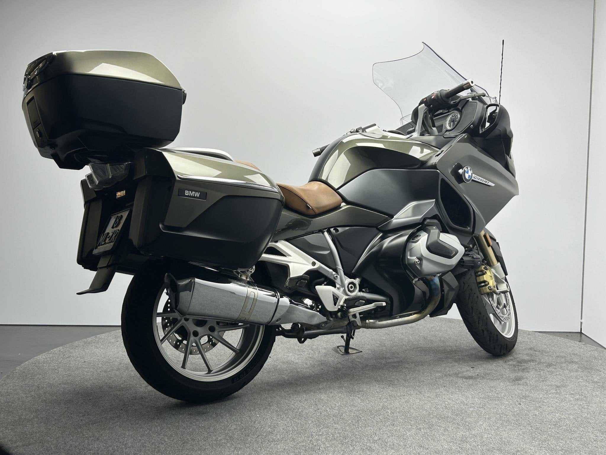 BMW R 1250 RT, Motoren, Einsteinlaan 5
2289 CC  Rijswijk, NL, 1254 cc, Handvatverwarming, Meer dan 35 kW