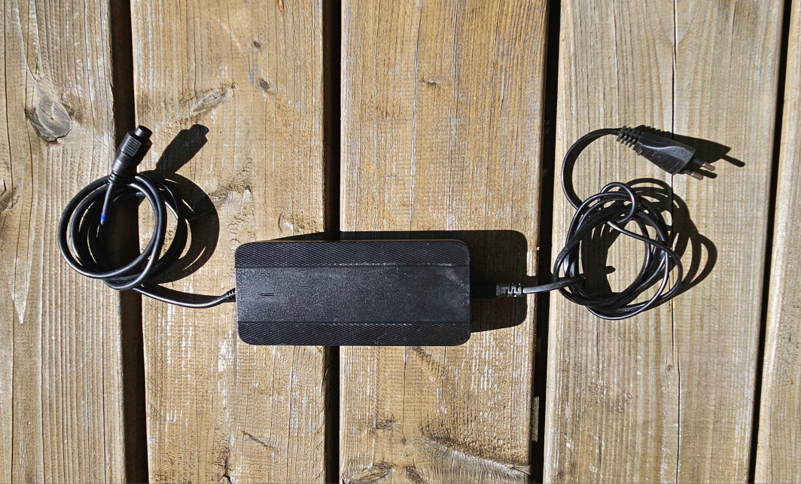 E-motion / Accell SNELLADER 42V 4A – Sparta Batavus Koga, Ophalen of Verzenden, Gebruikt