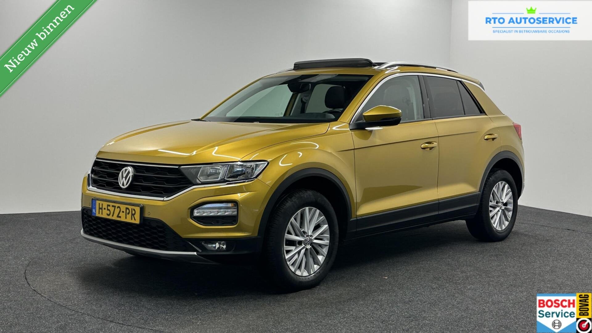 Volkswagen T-Roc 1.0 TSI Style Business PANO LM TREKHAAK DAB, Auto's, Volkswagen, Voorwielaandrijving, Stof, Gebruikt, Met garantie (alle)