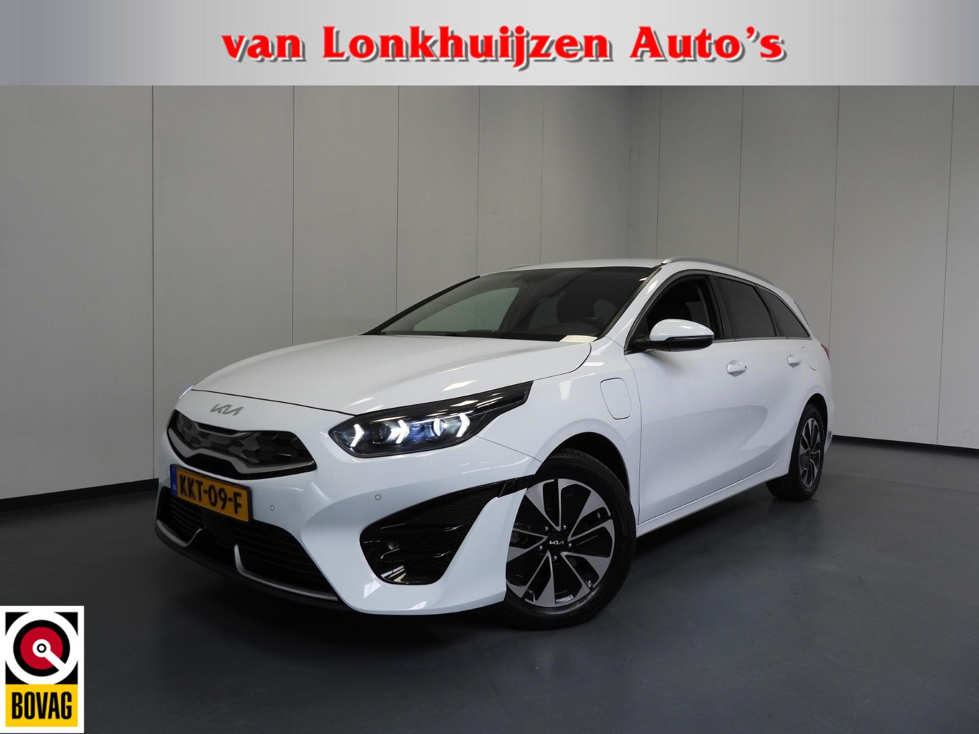 Kia Ceed Sportswagon 1.6 GDI PHEV Plug-In DynamicPlusLine NA, 77 km/l, Gebruikt, Leder en Stof, Wit