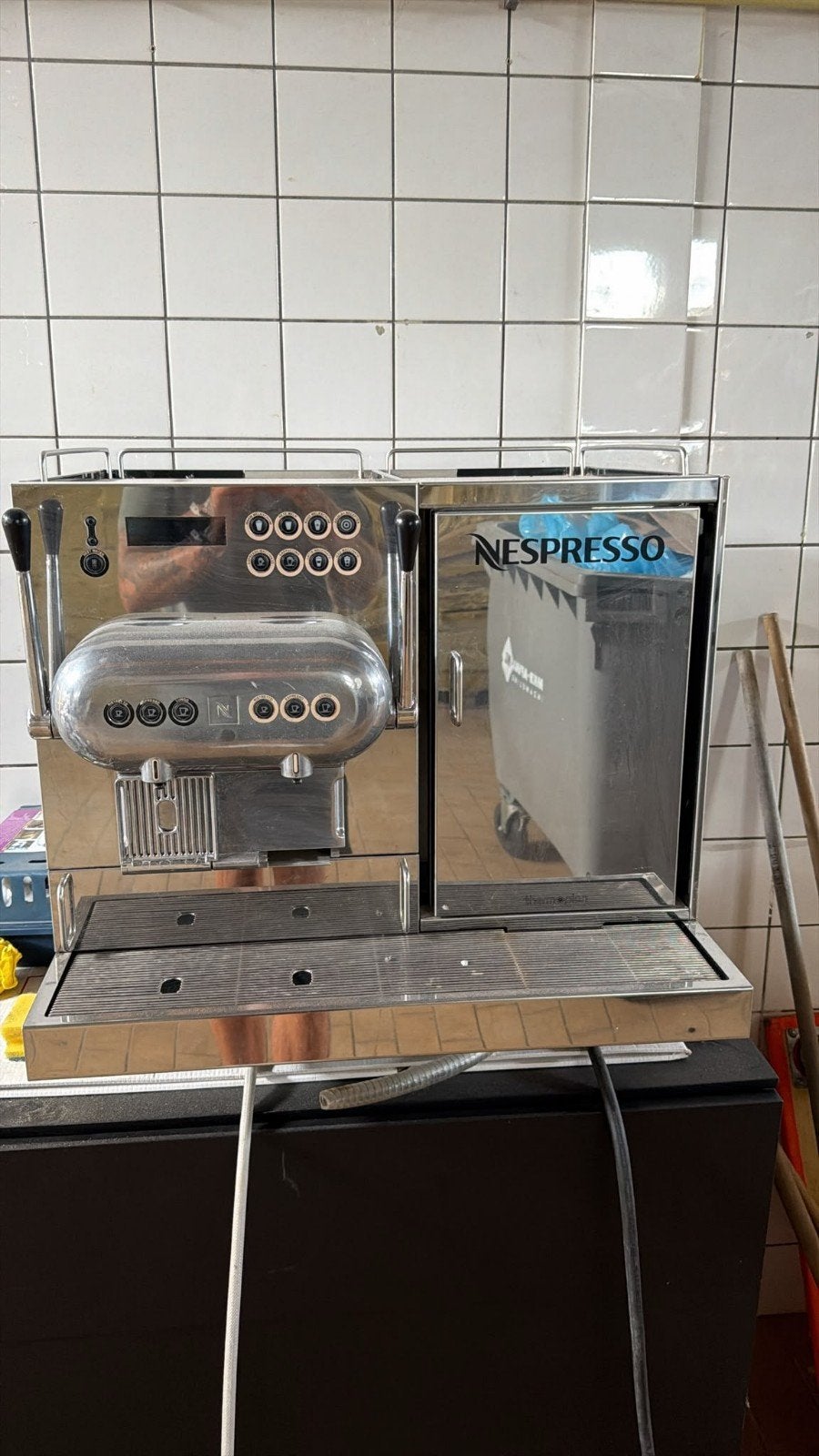 Nespresso Professionele Koffiemachine aquila Gebruikt, Ophalen of Verzenden