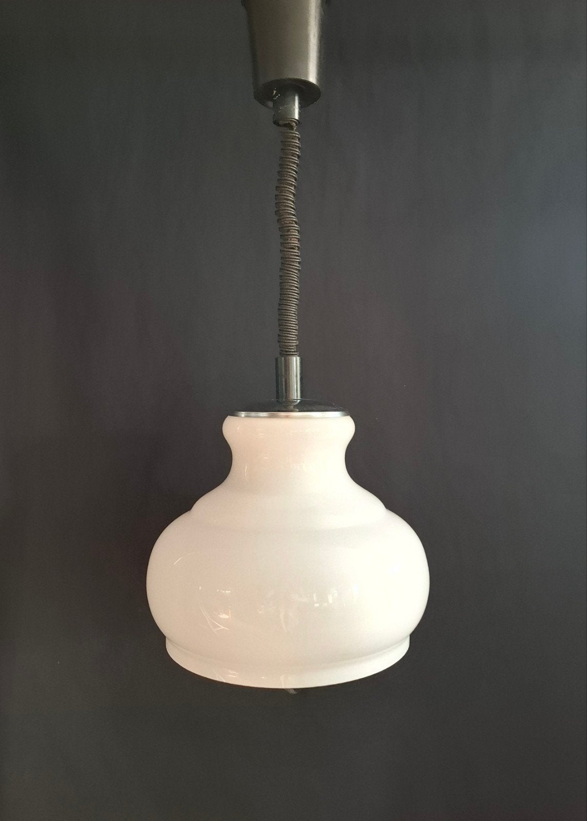 Vintage Guzzini Space Age Trekpendel Hanglamp, Huis en Inrichting, Ophalen of Verzenden, Zo goed als nieuw, Glas, E27 (groot)