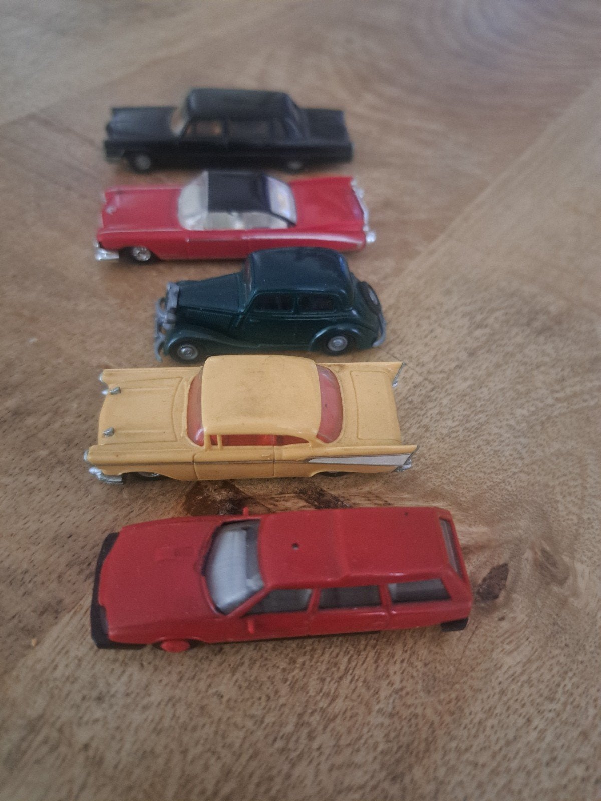 Praline modellen 5x, Hobby en Vrije tijd, Modelauto's | 1:43, Overige merken, Gebruikt, Auto, Germany