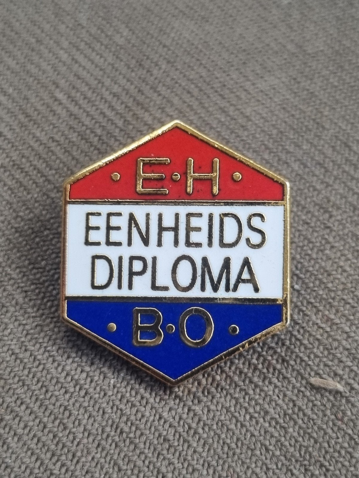 Speld Eenheidsdiploma EHBO  ( van Veluw), Verzamelen, Ophalen of Verzenden, Landmacht, Nederland, Embleem of Badge