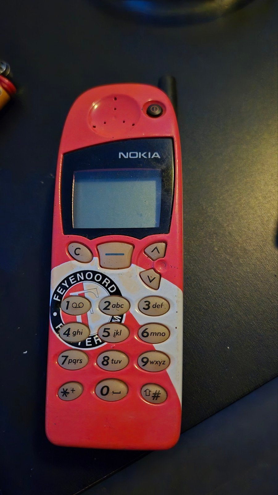 Nokia klassieke telefoon - Feyenoord editie, Gebruikt, Geen camera, Fysiek toetsenbord, Ophalen of Verzenden