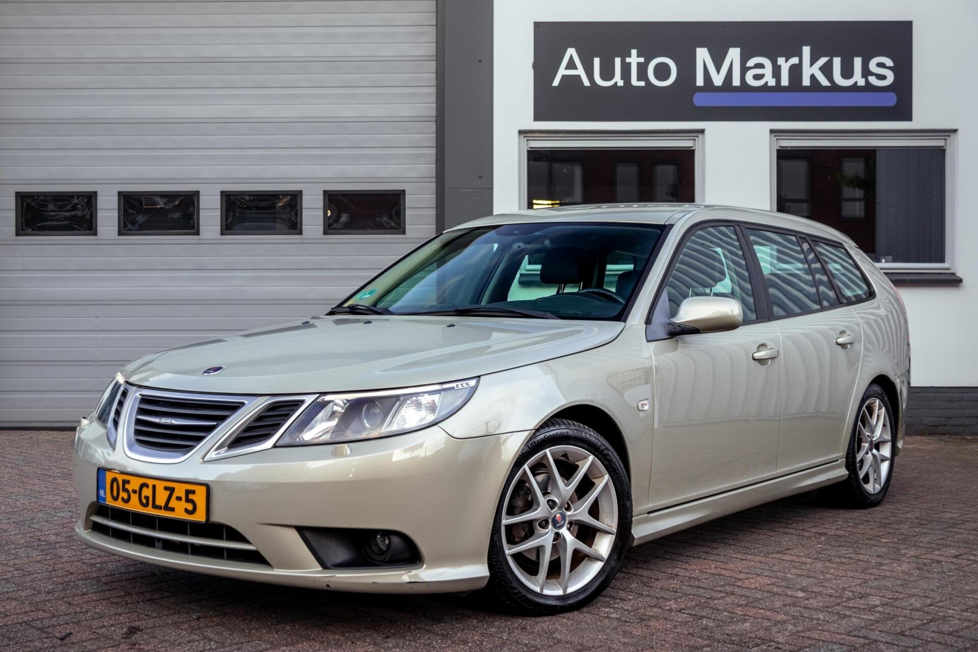 Saab 9-3 Sport Estate 1.8t Vector Sport|Trekhaak|Xenon|Half-, 1998 cc, Gebruikt, 4 cilinders, 150 pk