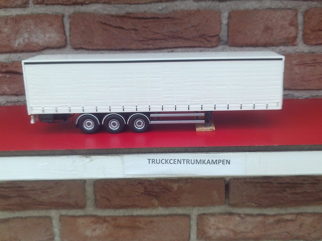 Tekno  Tautliner  van  Tekno.