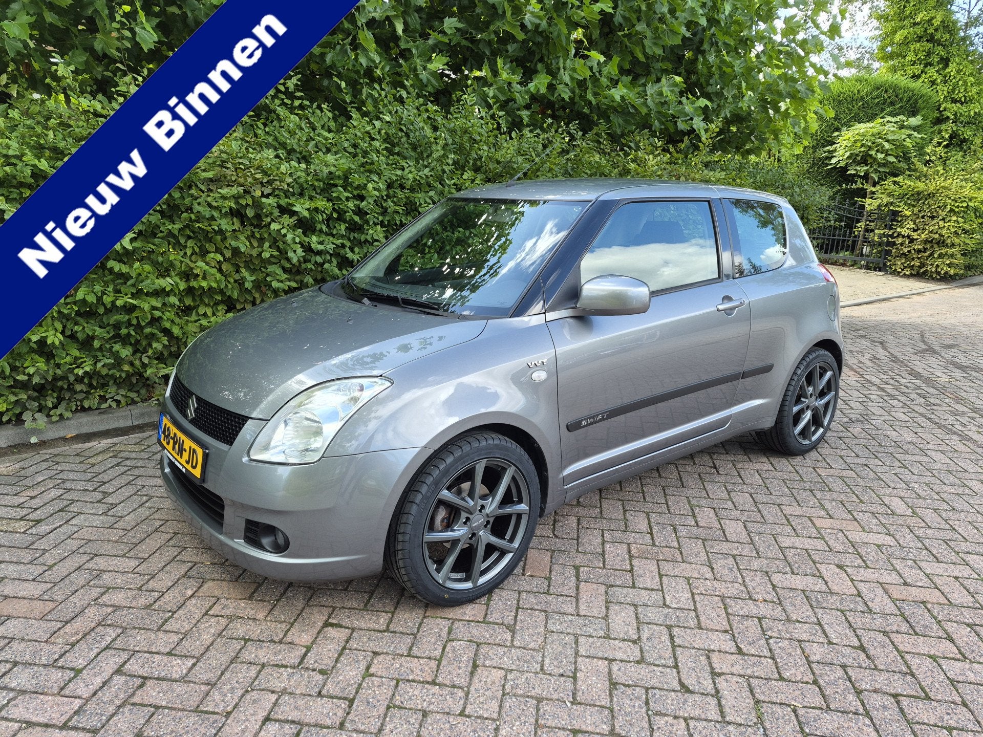 Suzuki Swift 1.5 Exclusive Nwe velgen en nwe banden!, Auto's, Suzuki, Voorwielaandrijving, 15 km/l, Gebruikt, 4 cilinders