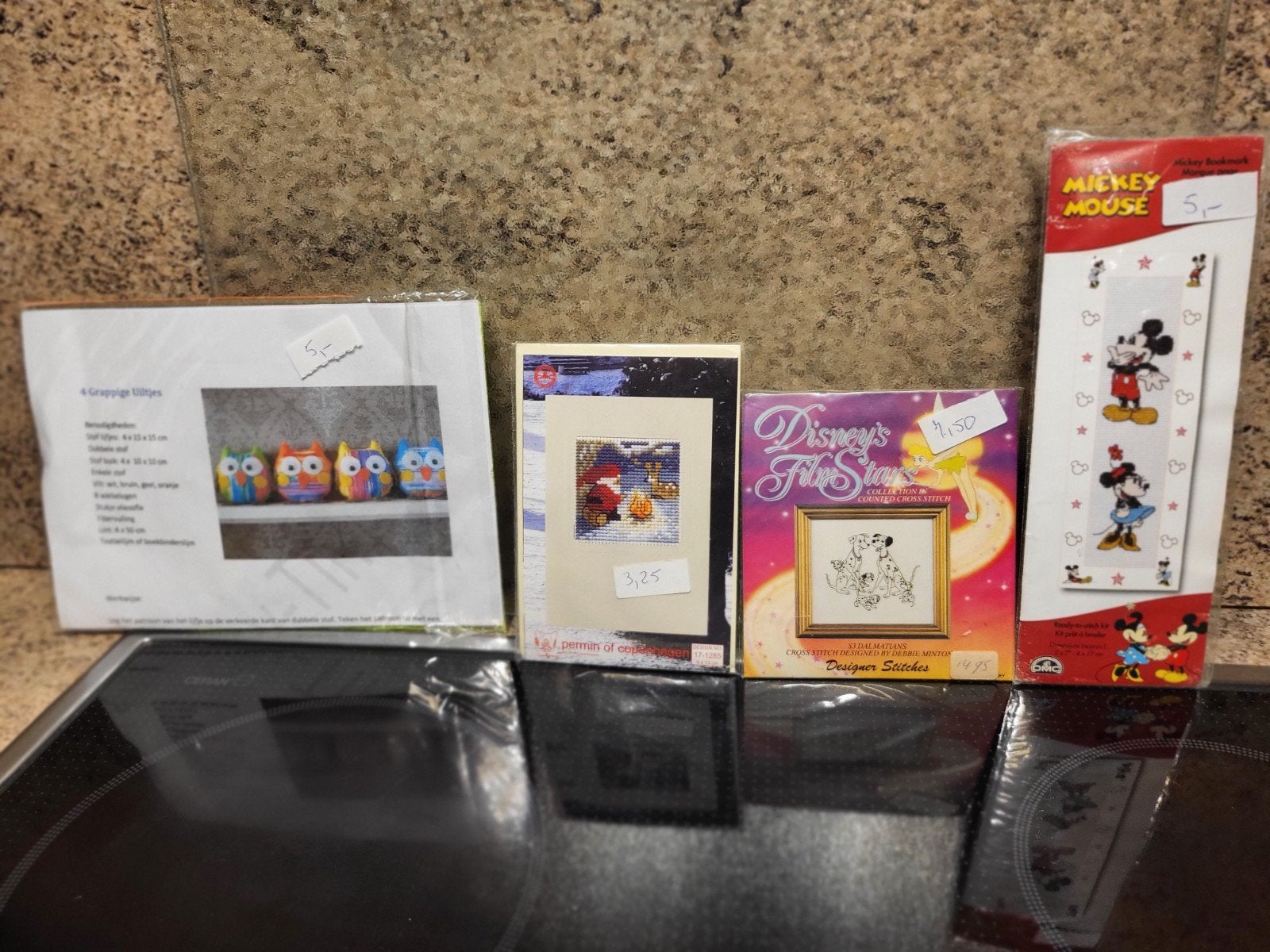 Nieuwe Borduur pakketjes en 1 viltpakketje., Ophalen of Verzenden, Nieuw, Borduurpakket
