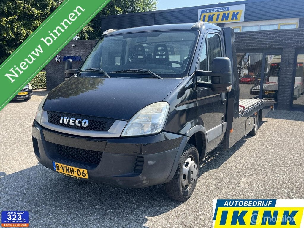 Iveco Daily Oprijwagen 3.0 40C18 410 | Tijhof | Laadvermogen, Auto's, Euro 5, Stof, Gebruikt, Zwart