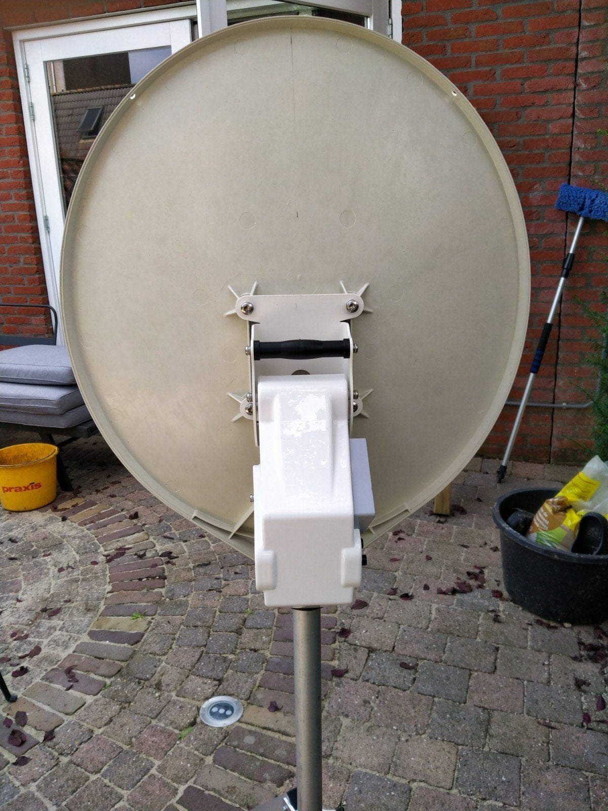 Travel Vision R7 volautomatische schotelantenne camper, Ophalen, Zo goed als nieuw, (Schotel)antenne, Overige merken