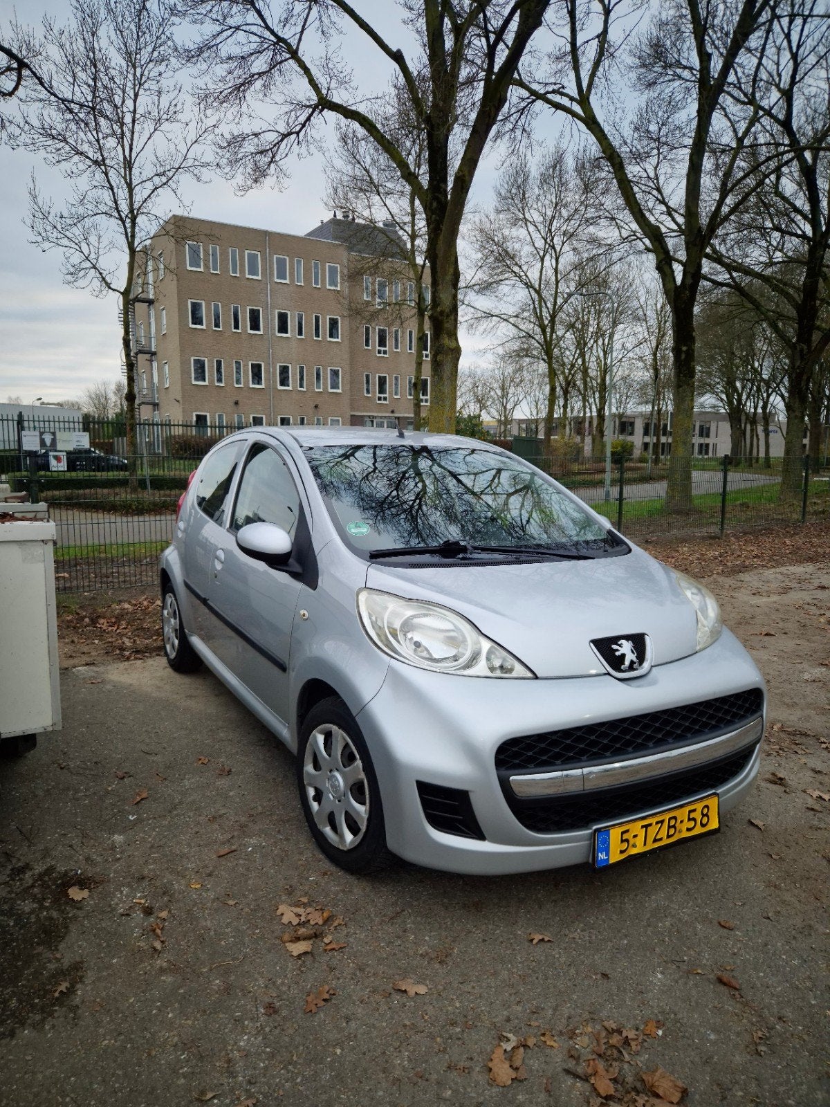 Peugeot 107 1.0 12V 5DR 2009 | 1 Jaar APK | Apple CarPlay, Voorwielaandrijving, 4 stoelen, 68 pk, Handgeschakeld