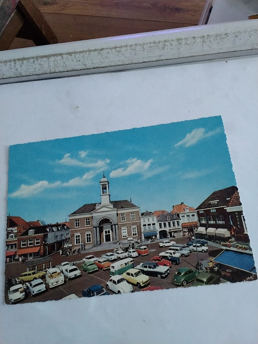 Oude ansichtkaart Harderwijk Marktplein met auto's, Ophalen of Verzenden, 1960 tot 1980, Gelopen, Gelderland
