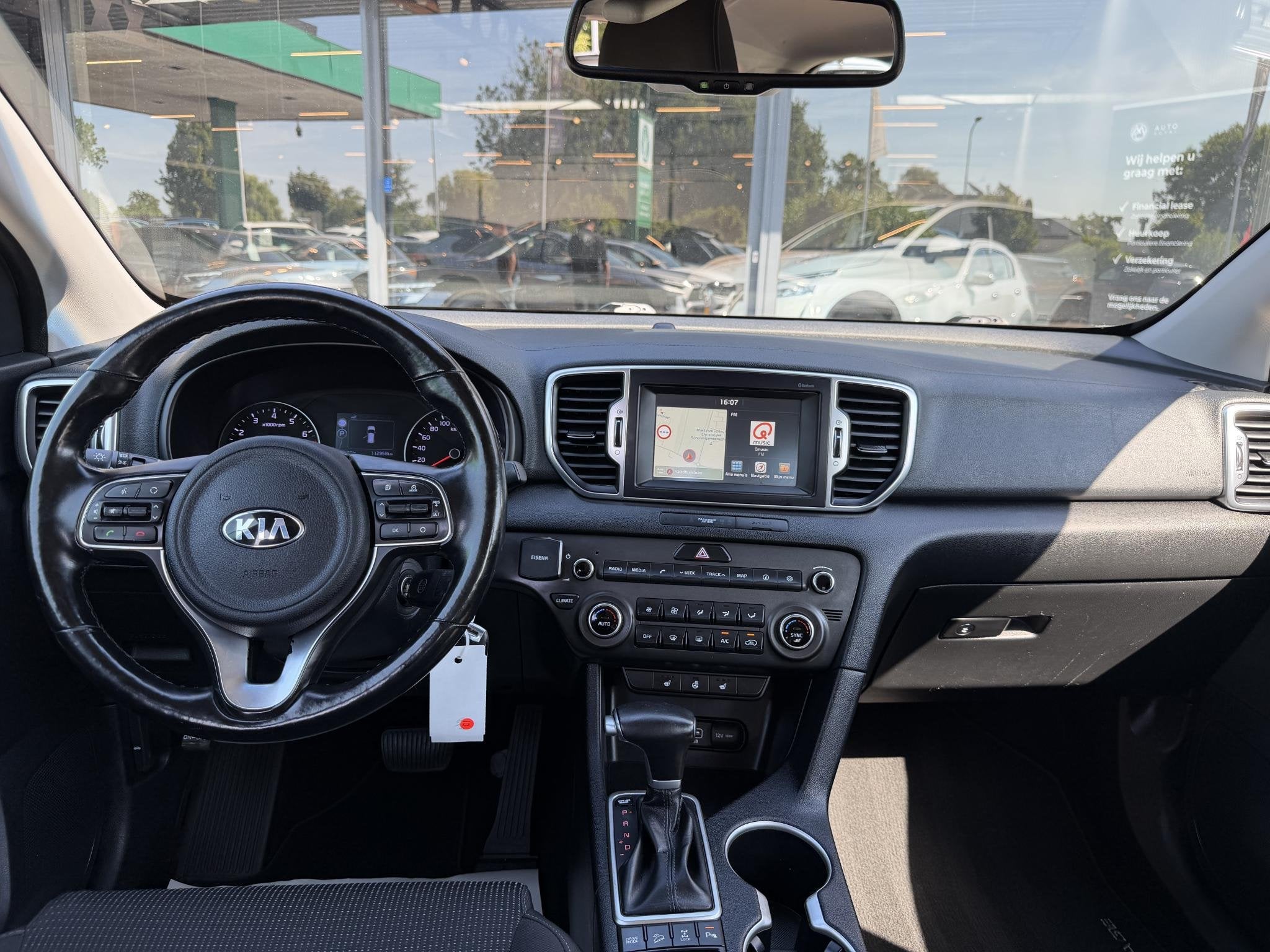 Kia Sportage 1.6 T-GDI 4WD GT-Line AWD | APPLE CARPLAY / AND, Auto's, Gebruikt, 4 cilinders, Wit, Leder