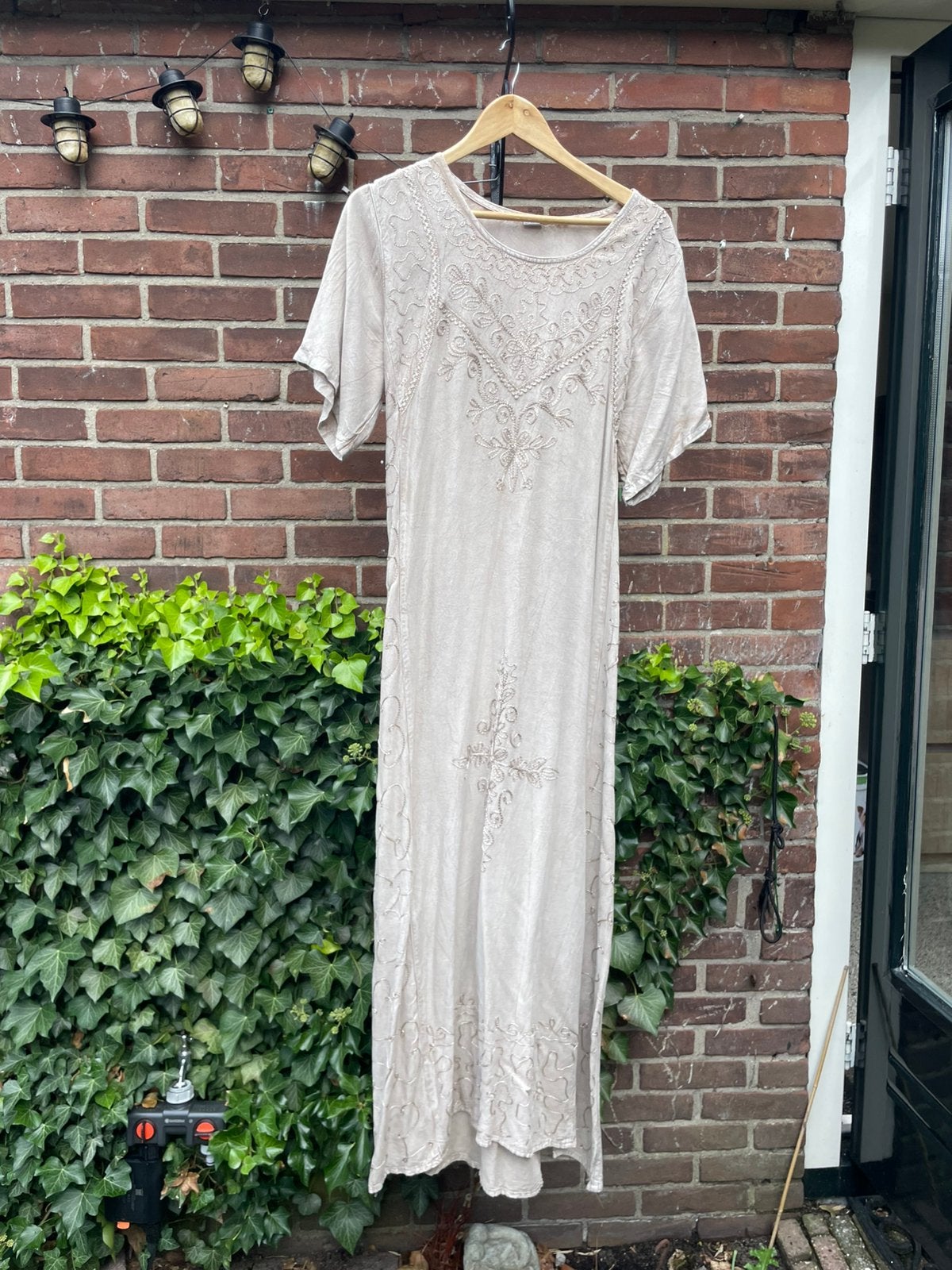 India katoenen jurk mt m, Kleding | Dames, Jurken, Maat 38/40 (M), Beige, Ophalen of Verzenden, Zo goed als nieuw