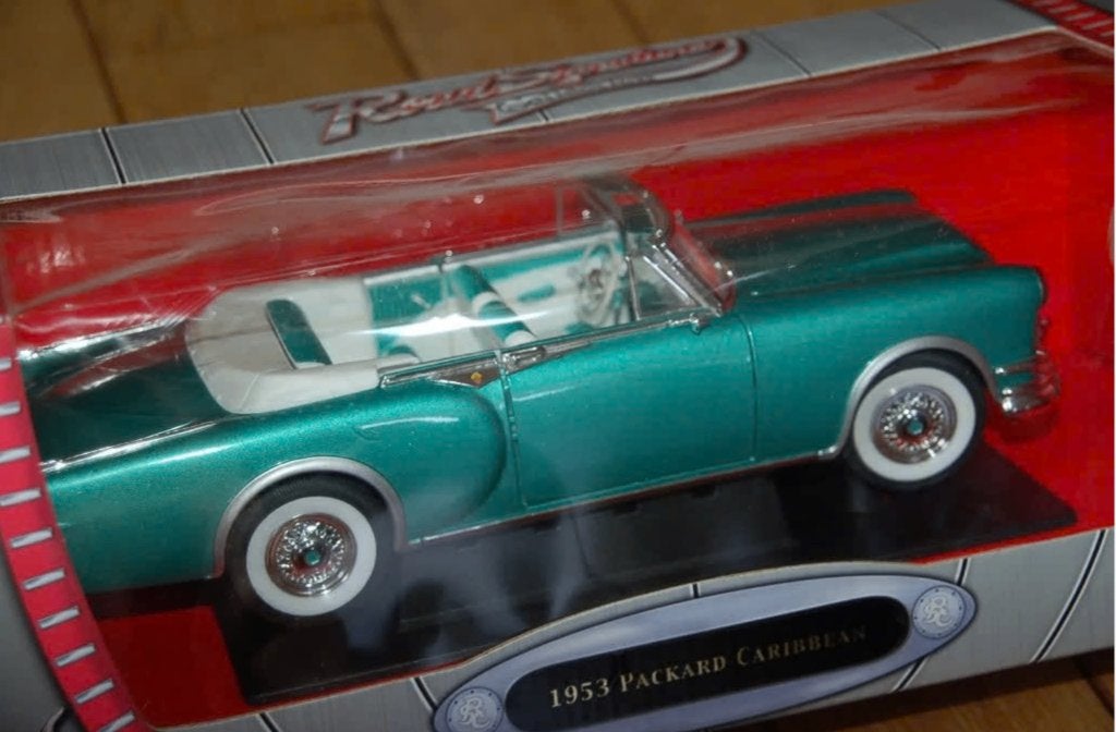 1:18 PACKARD CARABIAN CONVERTIBLE Road legends in box WRH, Verzenden, Zo goed als nieuw, Auto, Overige merken