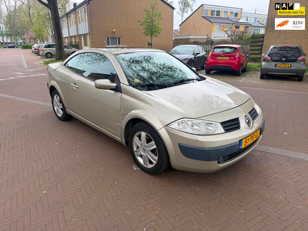 Renault Mégane Coupé-Cabriolet Airco / 151.000 NAP / Leuke, Voorwielaandrijving, 1998 cc, 135 pk, Gebruikt