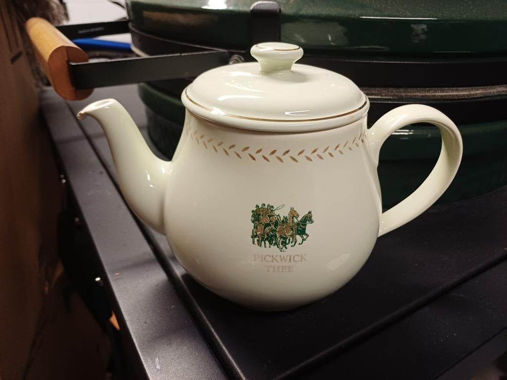 Vintage Pickwick Theepot - Crèmekleurig met Gouden Details, Ophalen of Verzenden