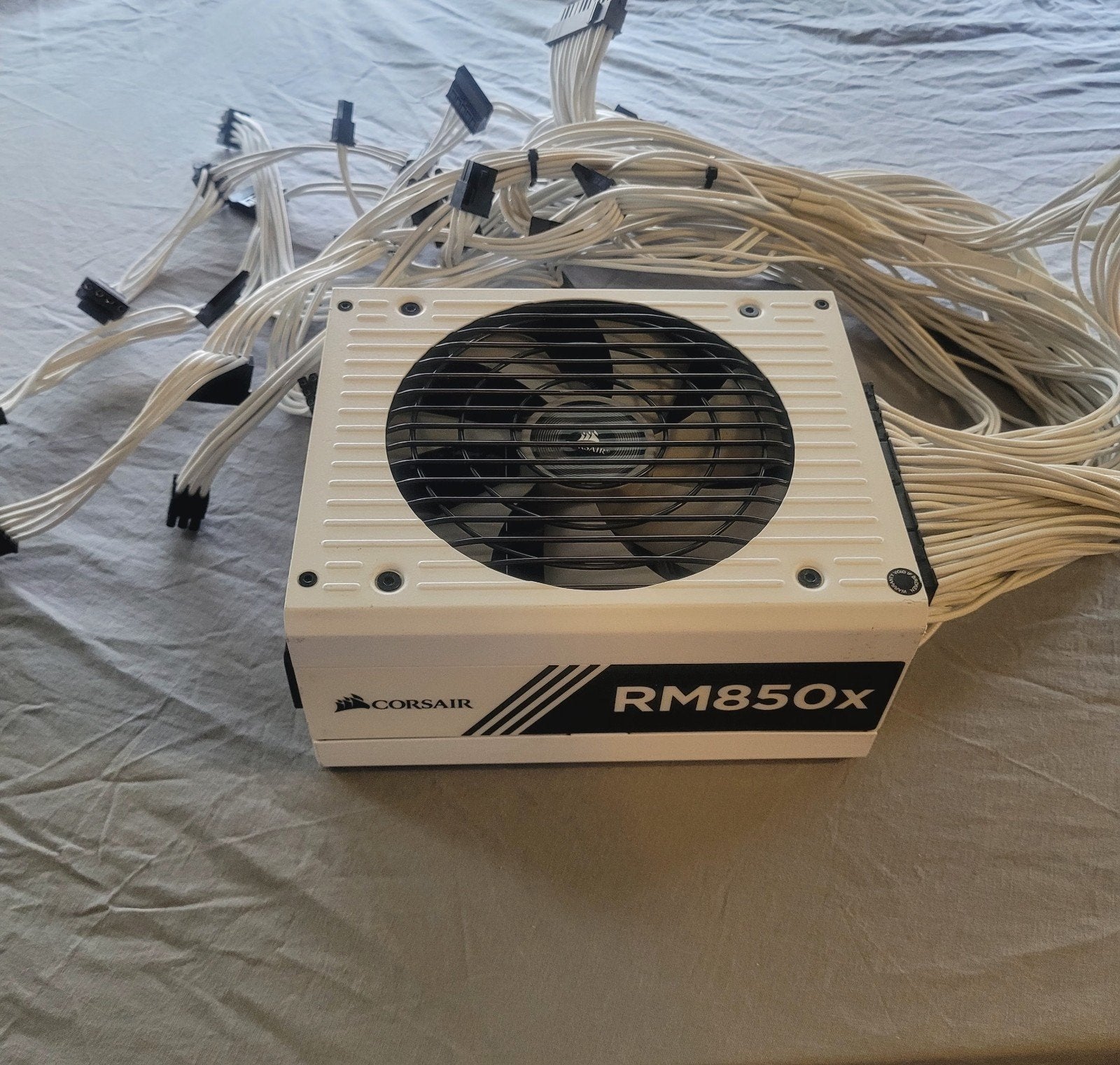 Corsair RM850x Voeding - 850W, Computers en Software, Interne voedingen, Ophalen of Verzenden