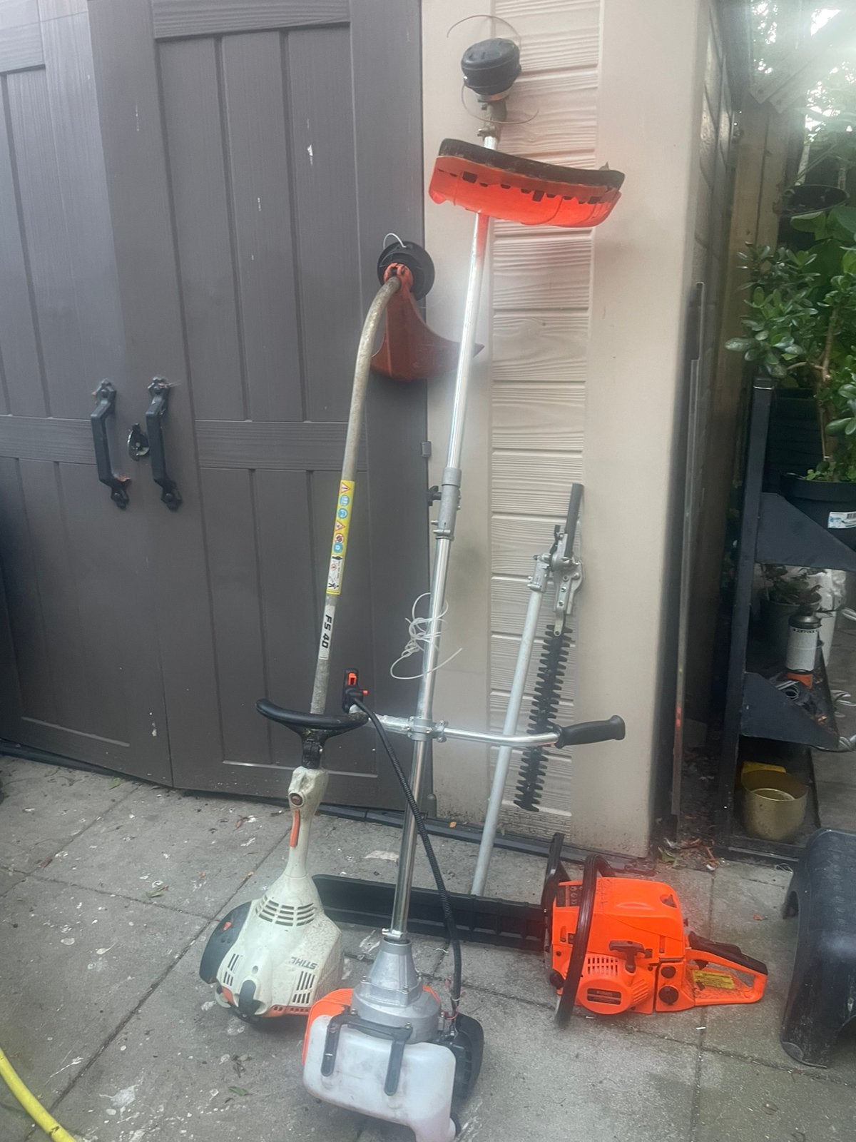Tuinman aangeboden, Tuin en Terras, Ophalen of Verzenden, Zo goed als nieuw