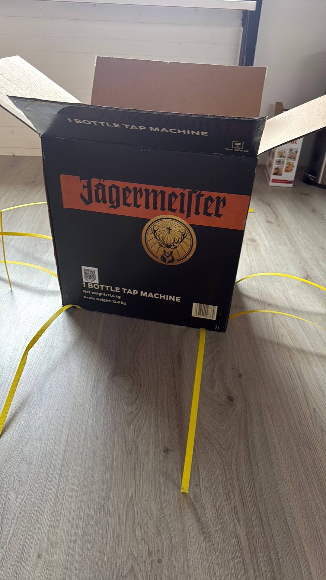 Gloednieuwe jagermeister tap 1 fles -18, Ophalen of Verzenden, Nieuw, Overige merken