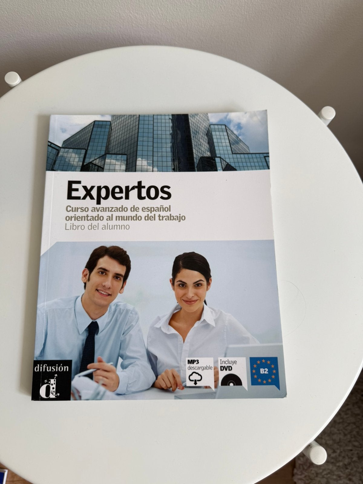 Expertos, Ophalen of Verzenden, Zo goed als nieuw