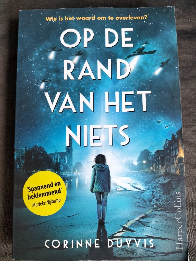 Corinne Duyvis - Op de rand van het niets (Young Adult, YA), Ophalen of Verzenden, Zo goed als nieuw, Corinne Duyvis