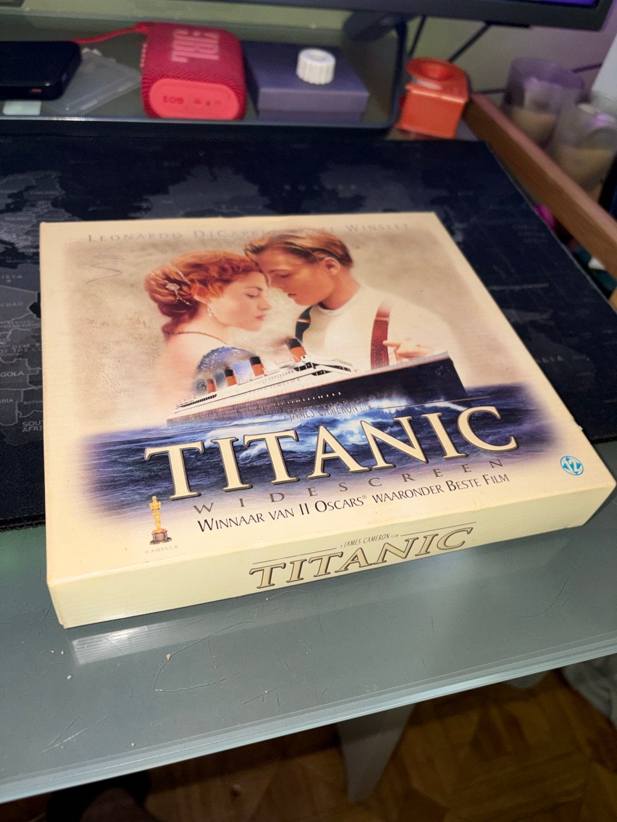 Titanic VHS Widescreen & The Neverending Story VHS Boxset, Vanaf 12 jaar, Ophalen of Verzenden, Zo goed als nieuw, Drama