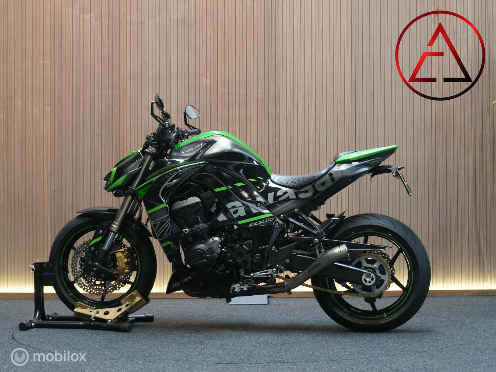 Kawasaki Z 1000 2014 - Akrapovic uitlaat - Sugomi, Bedrijf, Info@kawasaki.nl, Meer dan 35 kW, Toermotor