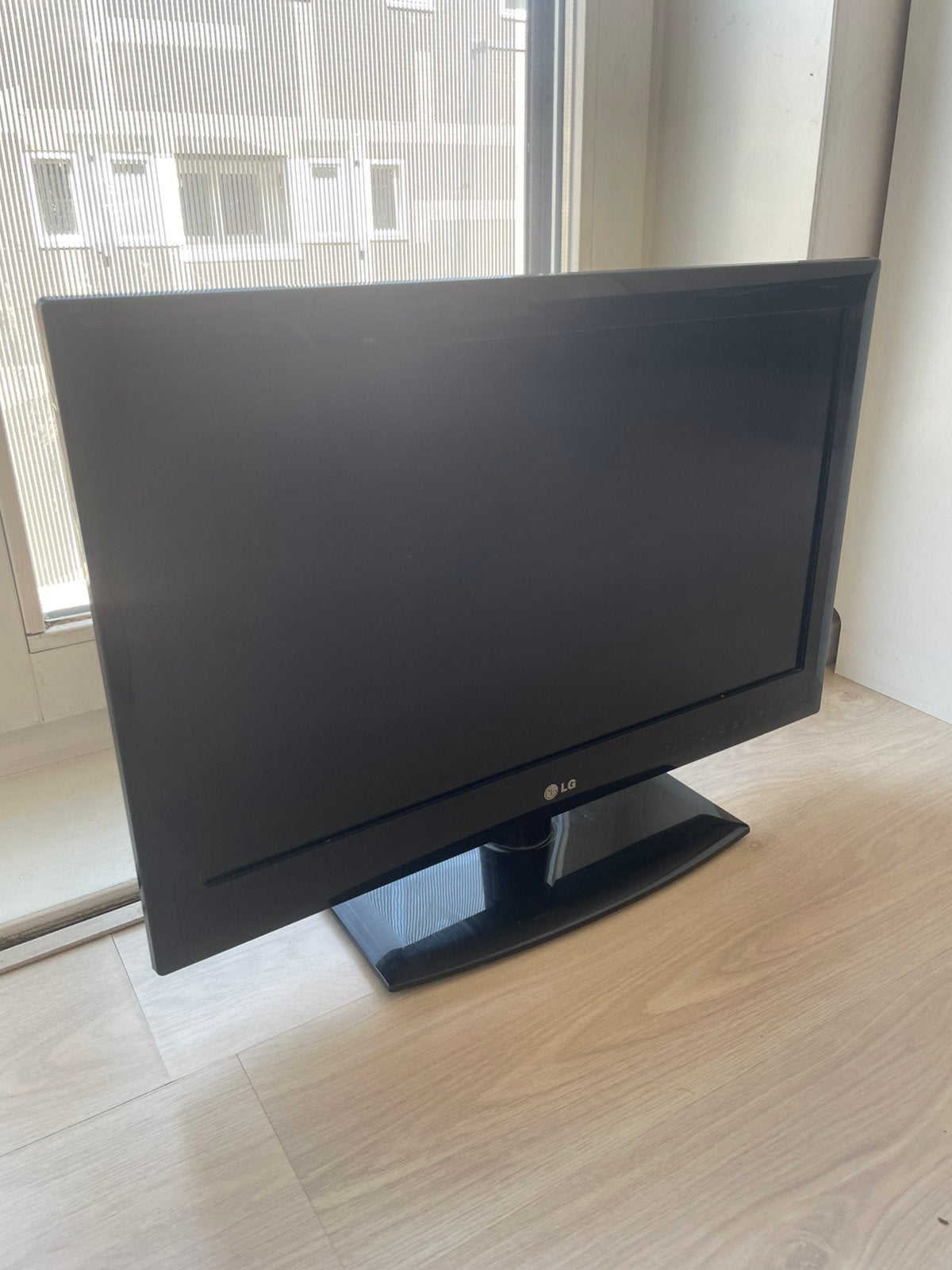 LG televisie, Audio, Tv en Foto, Ophalen, 50 Hz, LCD, Zo goed als nieuw