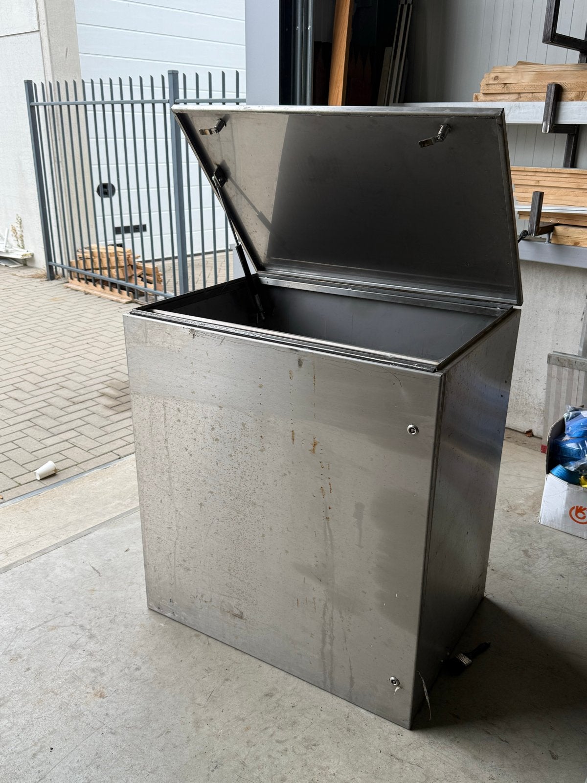 RVS kist voor o.a glaszuiger voor vrachtwagen of aanhanger, Ophalen, Gebruikt, 50 tot 100 cm, 50 tot 75 cm