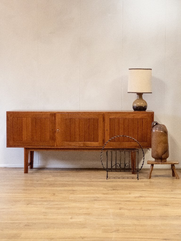 Vintage Vamo Sonderborg dressoir, 150 tot 200 cm, Ophalen of Verzenden, Zo goed als nieuw, Grenenhout